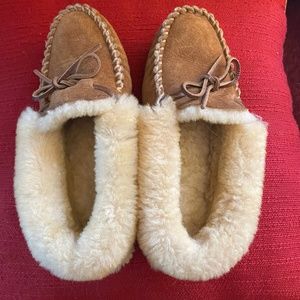 🟡 L.L.Bean Wicked Good Moccasins womens